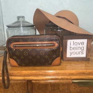 Louis Vuitton Dragonne Clutch Wristlet GM